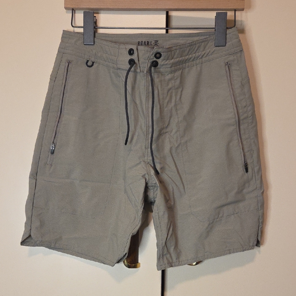Roark Beige Shorts with Black Drawstring